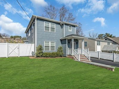 48 Park Ave, Oyster Bay, NY, 11771
