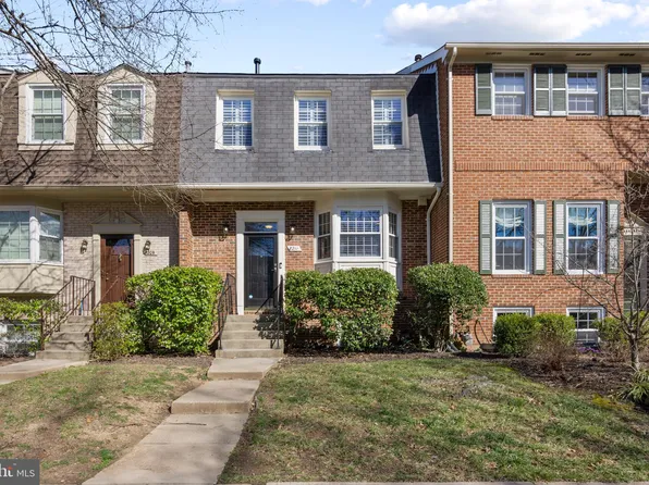 8211 Cedar Landing Ct, Alexandria, VA 22306