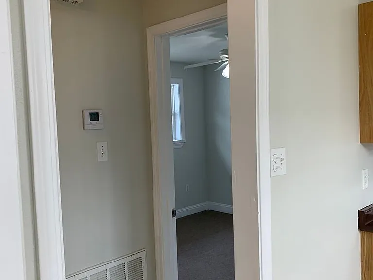 510 Chalmette Ave #12 — Photo 14