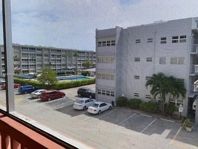 215 SE 3rd Ave #305A — Photo 19