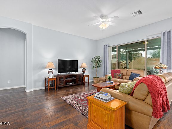 5th image of 17891 W BADGER Way