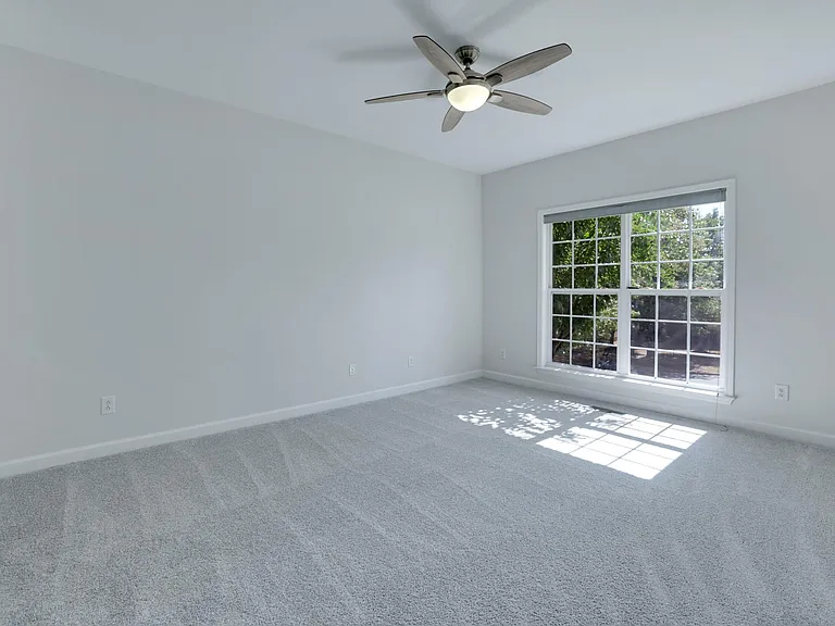 1302 Liberty Pike — Photo 30