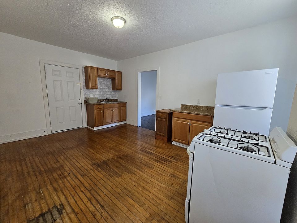 1st image of 111 Osborne St #11280156