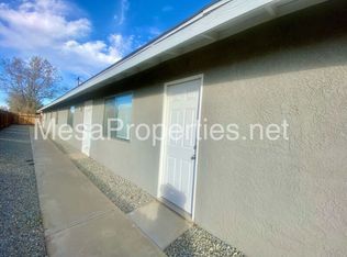 21480 Laguna Rd UNIT B, Apple Valley, CA 92308