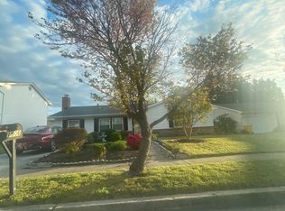 1906 Champlain Dr, Severn, MD 21144