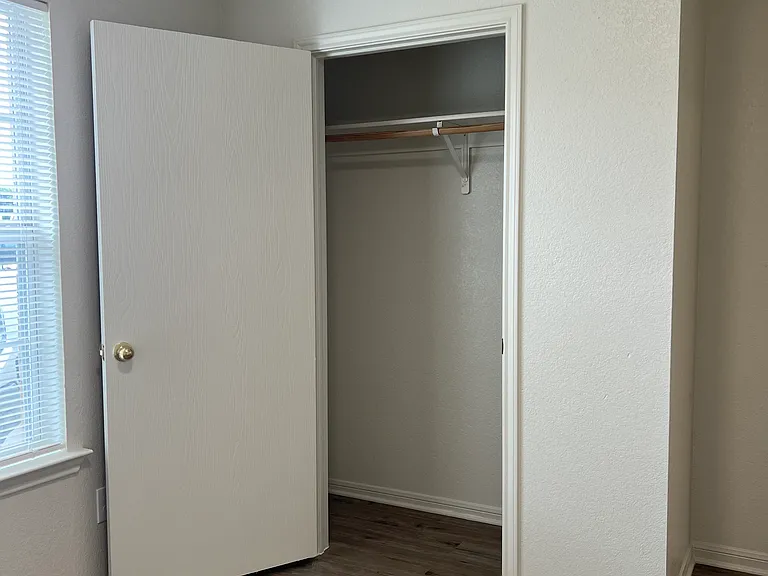 416 Justin Ln #B — Photo 13