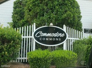 39 Commodore Cmns, Derby, CT 06418