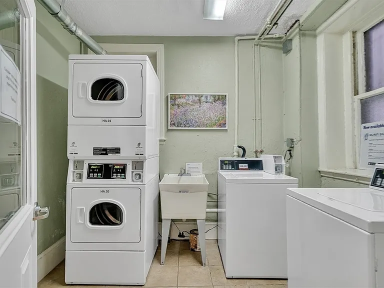 290 Commonwealth Ave #16 — Photo 6