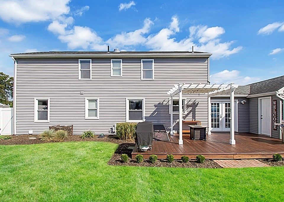 218 Winton St, Springfield, MA 01118 Zillow