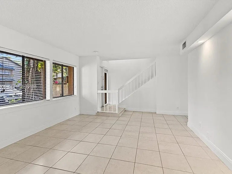 181 Wimbledon Lake Dr #181 — Photo 8