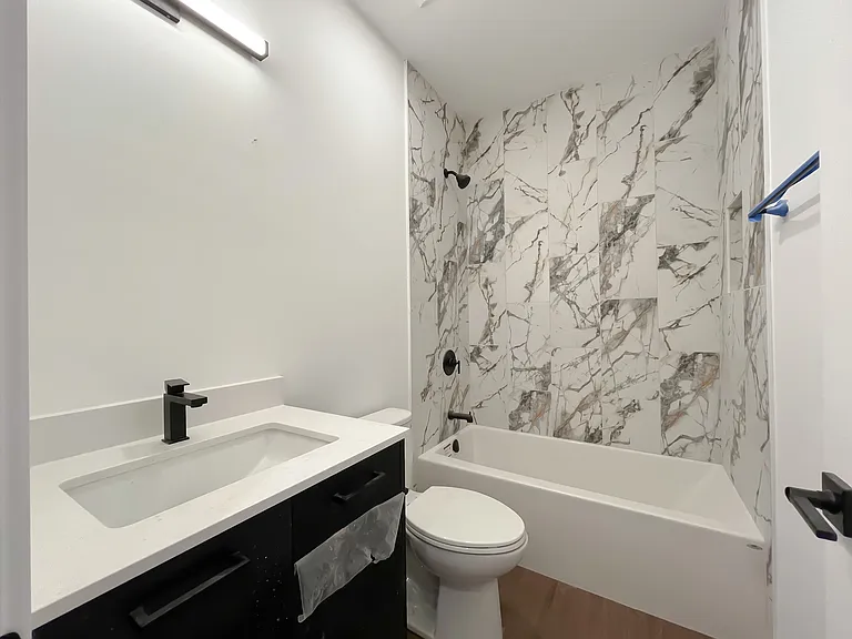 3710 N Kenmore Ave #1 — Photo 15