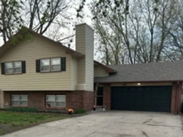 314 Southwind Dr, Valley Center, KS 67147