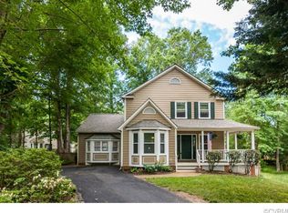 5704 Ridge Point Ct, Midlothian, VA 23112