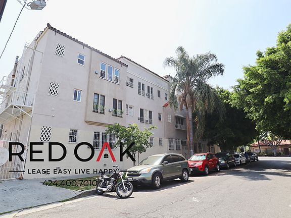 2nd image of 706 3/4 N Saint Andrews Pl #208