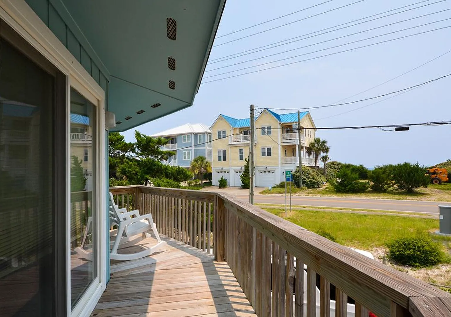 Off Season Rental Topsail Island Furnished 2 Bedroom On The 2nd Row- Dog Friendly — Photo 2