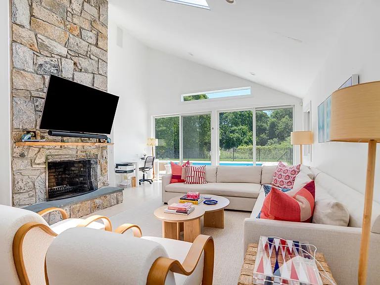 73 Sea Farm Ln — Photo 10
