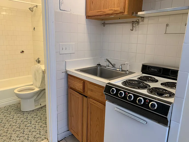 307 Beacon St #2 — Photo 7