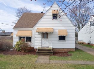 6584 Westminster Dr, Parma, OH 44129