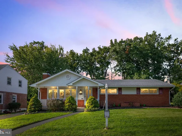 4241 Darleigh Rd, Nottingham, MD 21236