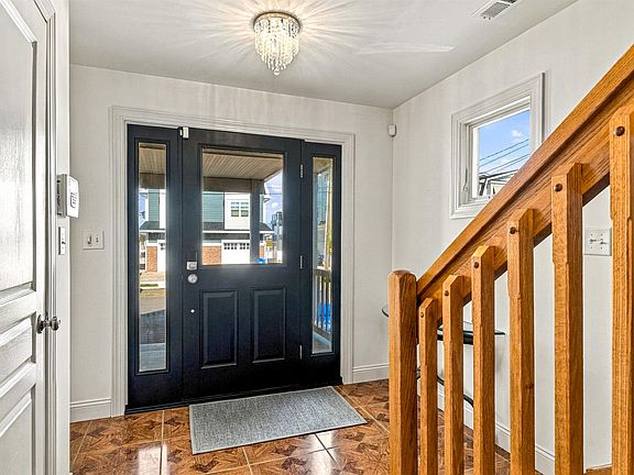 4th image of 464 20th St