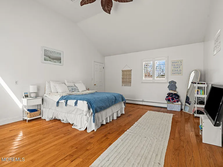 41 Poplar Ave — Photo 13