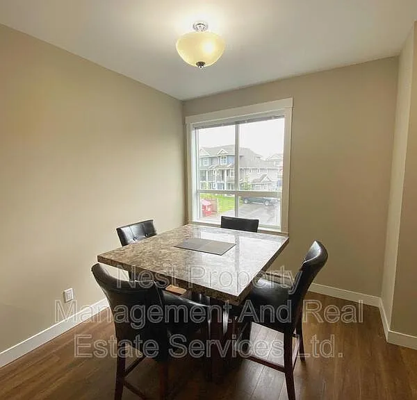 110 Baxter Ave #304 — Photo 3