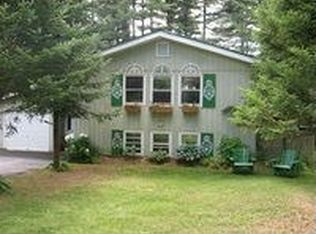 49 Trillium Dr, Lake Placid, NY 12946
