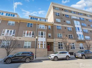 358 Rector St APT 218, Perth Amboy, NJ 08861