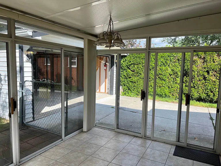 31125 Blair Dr — Photo 13