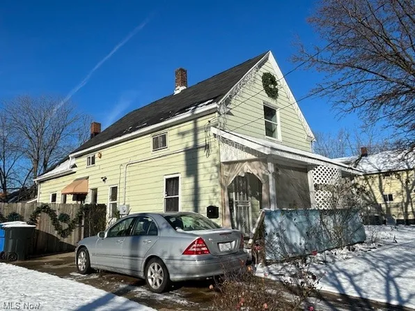 3616 E 57th St, Cleveland, OH 44105