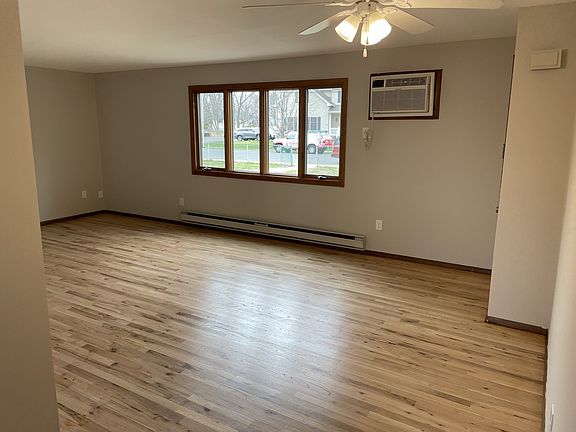 Living Room [Actual unit may vary]