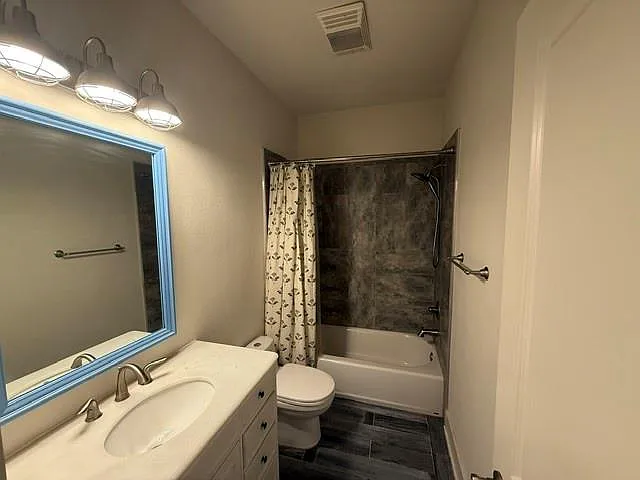 221 Marina Rd — Photo 7