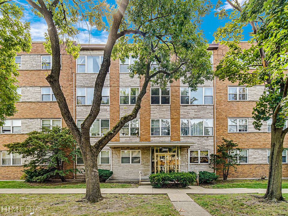 1st image of 2055 W Lunt Ave APT 301