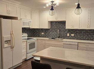 7207 W 78th St APT 3A, Bridgeview, IL 60455