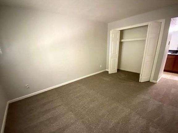 3rd image of 740 W Elm St Unit 132