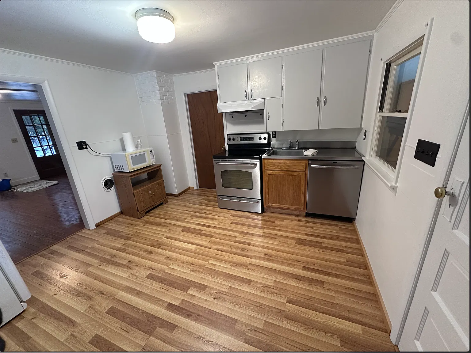 2 bed, $1,250 — Photo 4