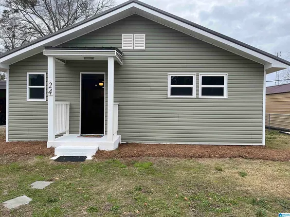 24 3rd Ave S, Clanton, AL 35045