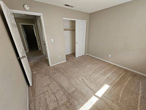 4th image of 4363 Hickory Ave