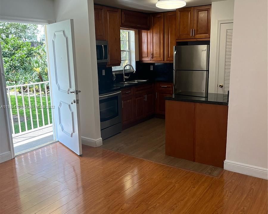 1st image of 5180 NE 6th Ave APT 624