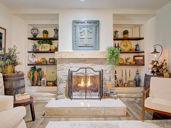 DSC_0006_07_08_09_10Interior01