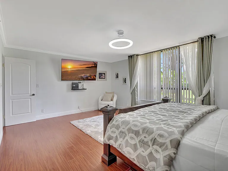 7194 Promenade Dr #102 — Photo 27