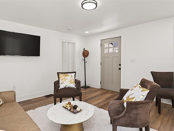 5th image of 66 Starling St