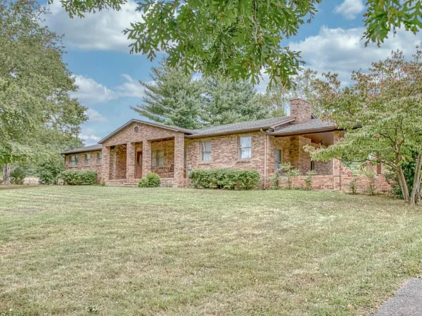 2203 Taylor Rd, Cookeville, TN 38501