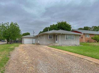 601 N Webb St, Meade, KS 67864