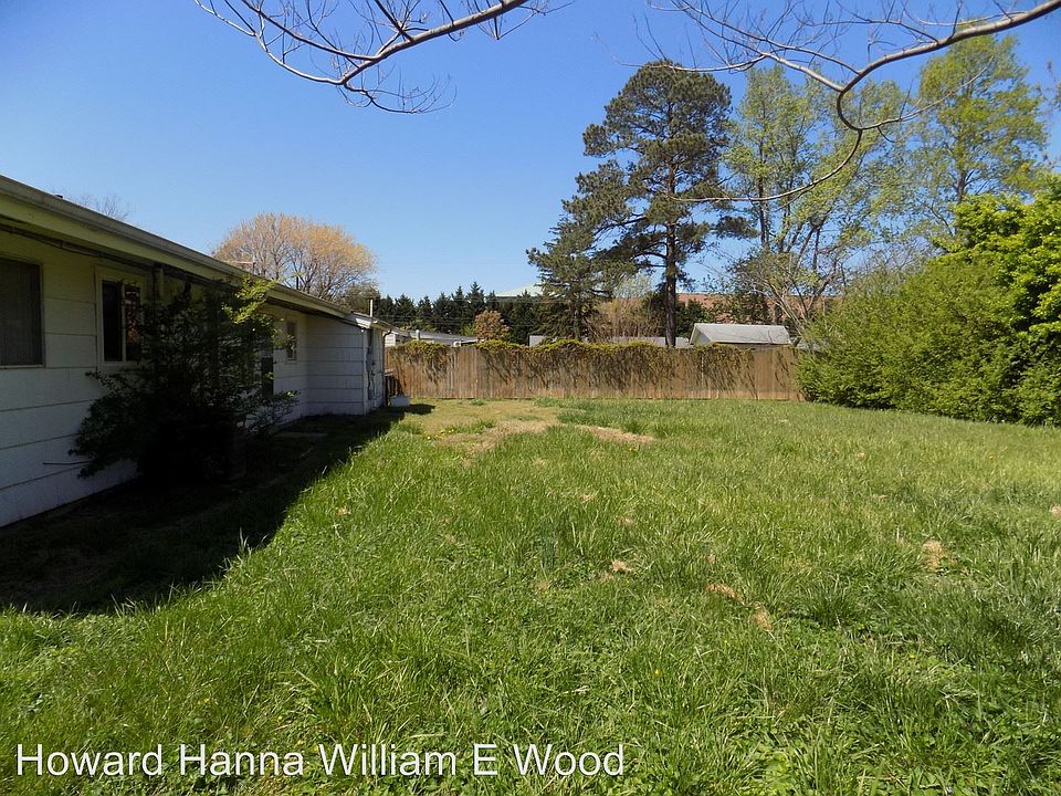2nd image of 1447 Harbor Ct