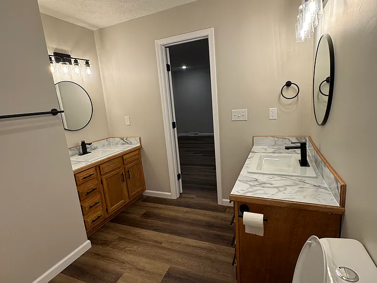 2230 N Aline Ave — Photo 17