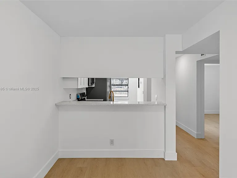 4198 Lakeside Dr #4198 — Photo 8
