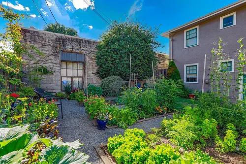 2256-66 NW Quimby St Photo 1