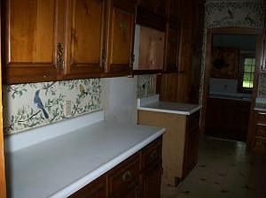 3rd image of 618 Hodges Dr