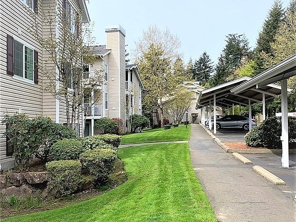 2nd image of 19230 Forest Park Dr NE APT J231